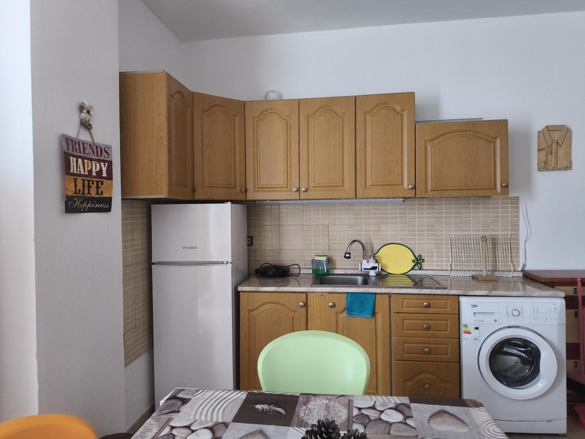 Apartment Reli *